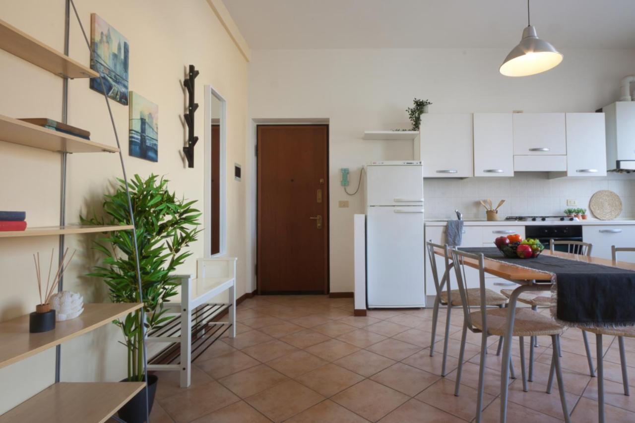 Shakira Apartments Парма Екстериор снимка